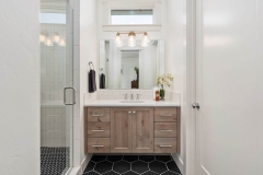 29-Ensuite-Bathroom