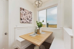 25-Banquette