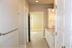 Master-Bathroom